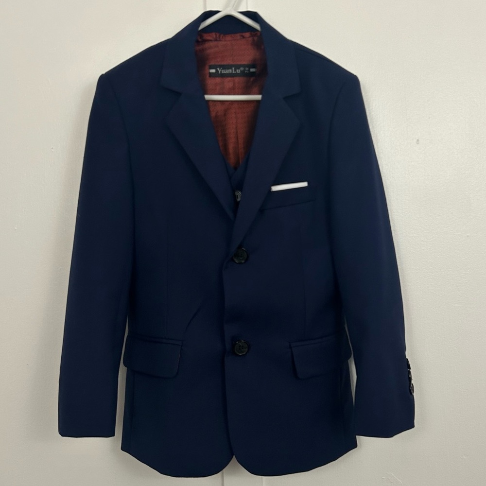 Yuan Lu kids boys suit blazer and vest blue size 7